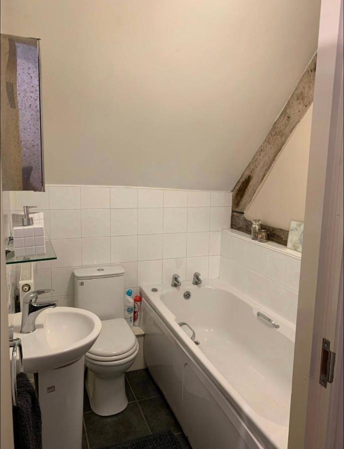 Studio Double. Own Bathroom, Shared Kitchen Bewdley Εξωτερικό φωτογραφία